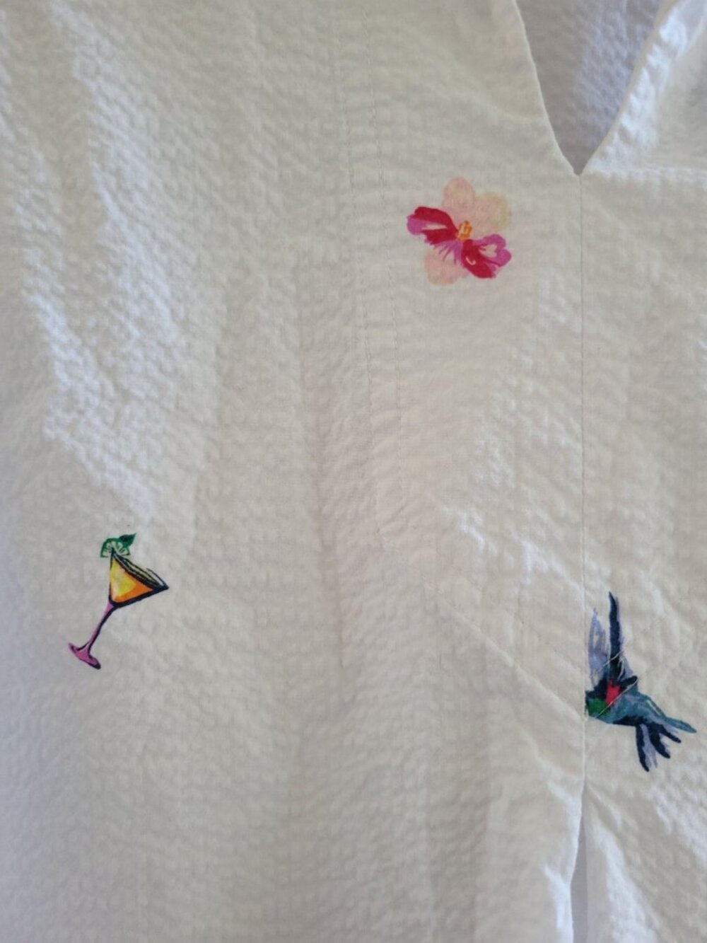 Tommy Bahama Womens Nova Wave White Seersucker Top size Large Novelty Preppy - Picture 3 of 9